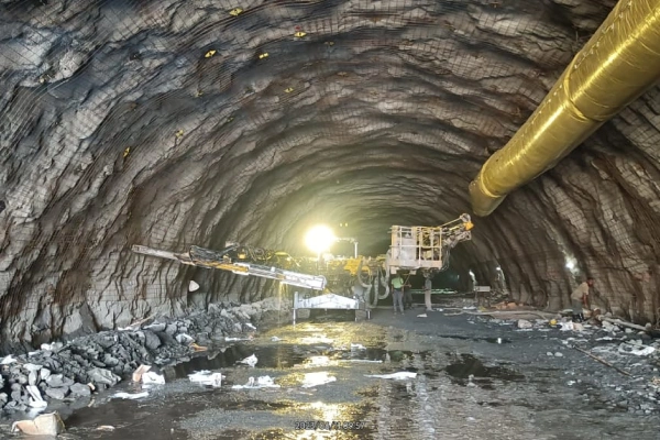 Tunnel Image
